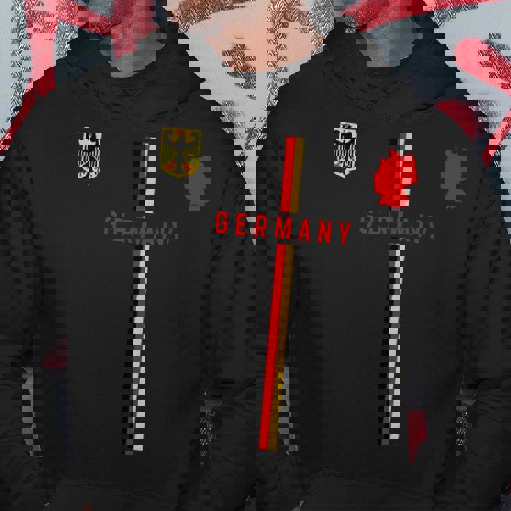 ドイツ国旗、ドイツのシルエットマップ、紋章 パーカー 面白い贈り物