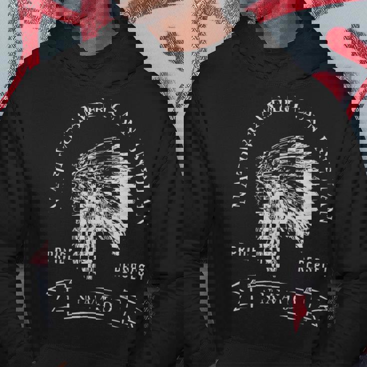 ナバホ族ネイティブアメリカン インディアンプライド リスペクトダーク パーカー 面白い贈り物