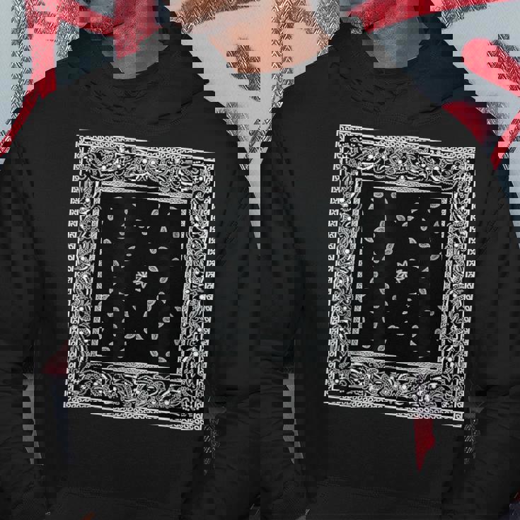 メンズ ブラック ホワイト バンダナ プリント ブラック ペイズリー柄 パーカー 面白い贈り物