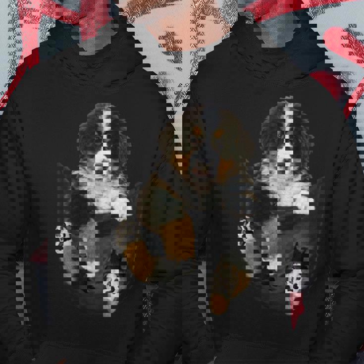 バーニーズ愛好家のためのポケットに入った面白いバーニーズマウンテンドッグ パーカー 面白い贈り物