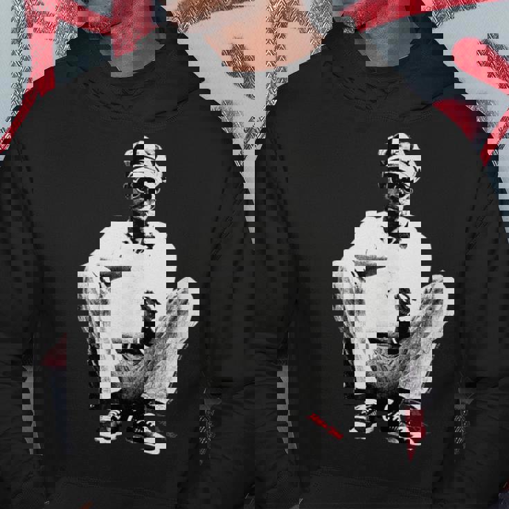 ピーター・トッシュ 座っている写真 リー・ジャフィー パーカー 面白い贈り物