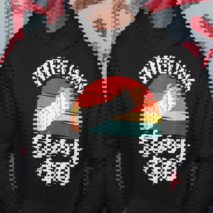 ブロークン・アーム・ストーリー $10 手の怪我 手首 面白い ヴィンテージ パーカー 面白い贈り物