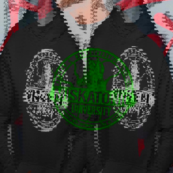 ミスカトニック大学ロゴ ホラー文学 パーカー 面白い贈り物