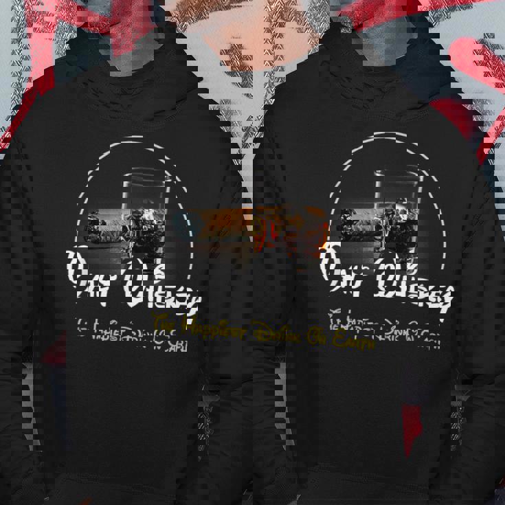 モルトウイスキーシャツ Happiest Drink Ever 面白いウイスキー葉巻 パーカー 面白い贈り物