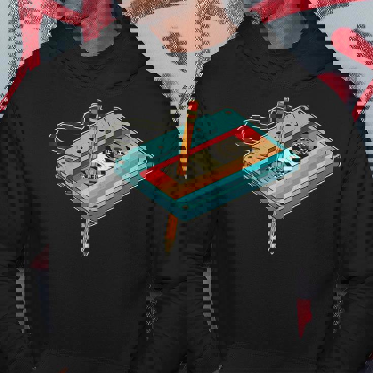 レトロ カセット テープ ペンシル 80 年代 90 年代の音楽ミックステープの振り返り パーカー 面白い贈り物