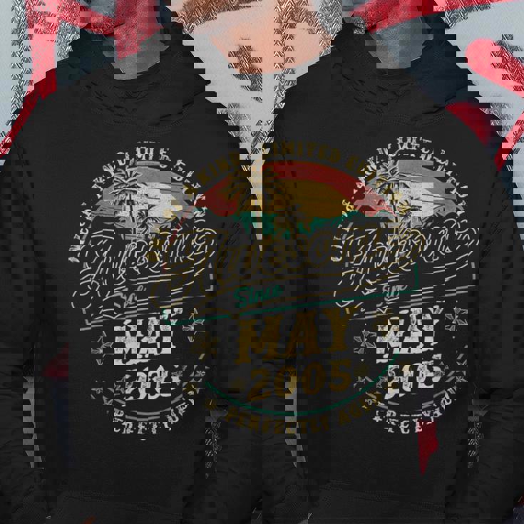 レトロな20歳の男性向け誕生日プレゼント 2005年5月 20歳 パーカー 面白い贈り物