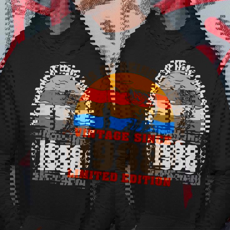 ヴィンテージ 37歳の誕生日 37歳の釣り愛好家 1988年生まれ パーカー 面白い贈り物