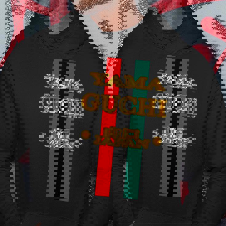 山口 Yamaguchi《フェイクゴールド 金 ロゴ》ブランド パロディ【47都道府県】プレゼント お土産 面白い パーカー 面白い贈り物