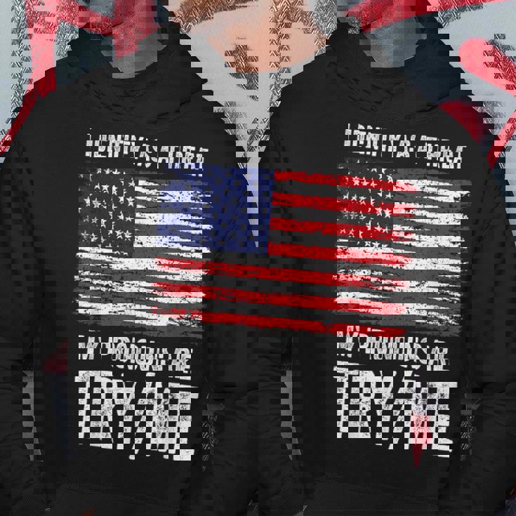 私が脅威だと判断した私の代名詞を試してみる私 パーカー 面白い贈り物