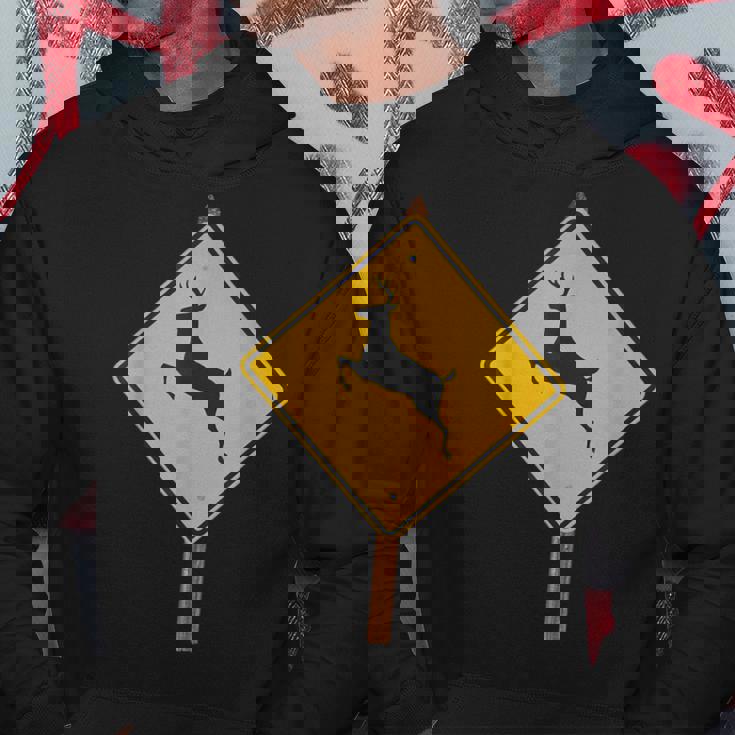 鹿を渡る道路標識コスチューム パーカー 面白い贈り物