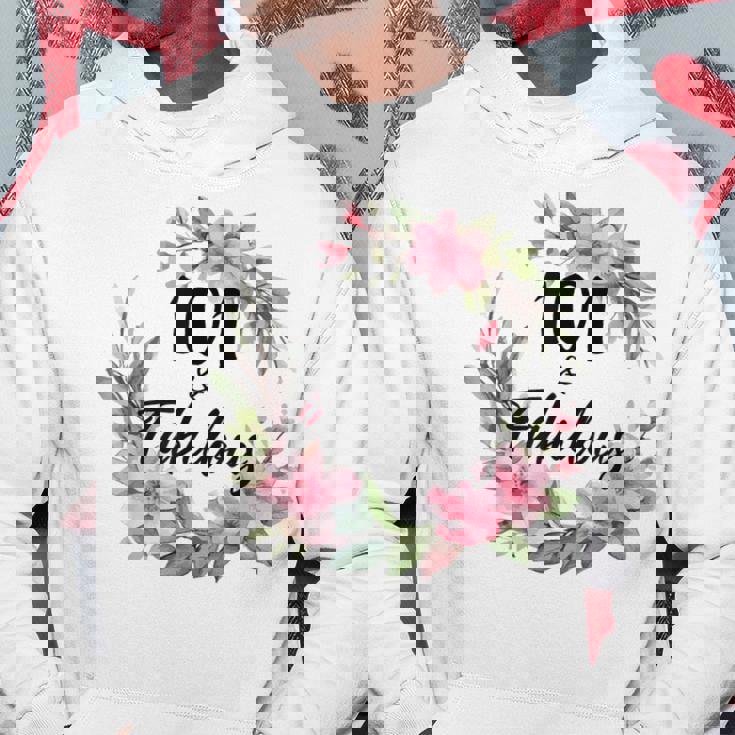 101歳&素晴らしいフローラルパーティーハッピー101歳の誕生日 パーカー 面白い贈り物