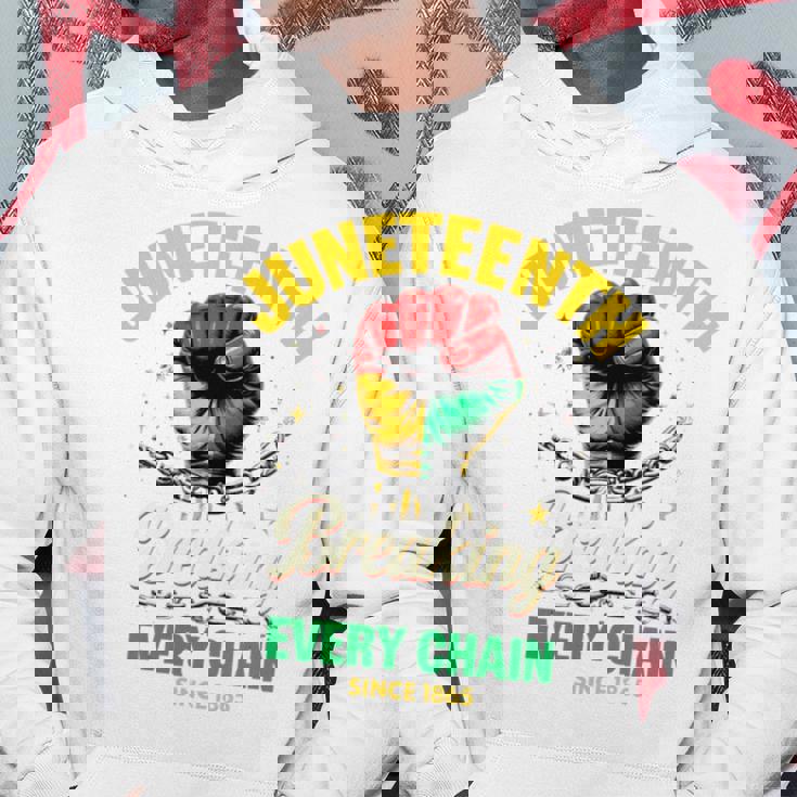 Junenth Breaking Every Chainince 1865 Fist Pride 長袖tシャツ パーカー 面白い贈り物