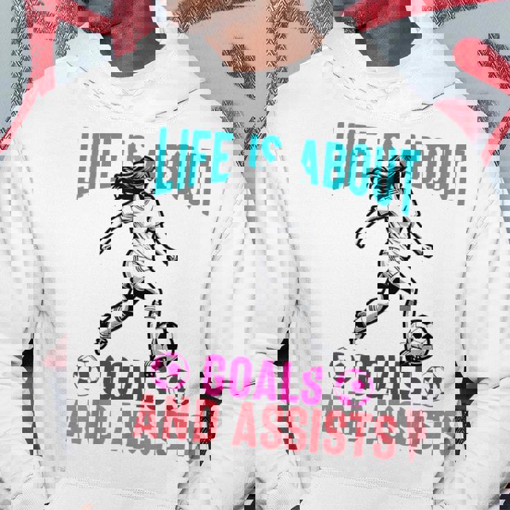 Life's About Goals And Assists サッカー 面白いサッカー選手 パーカー 面白い贈り物