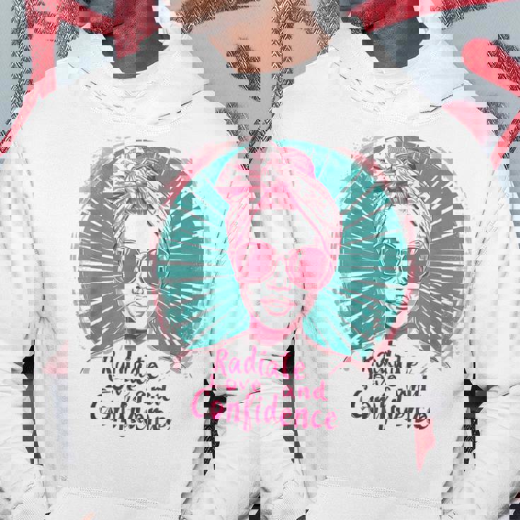 Radiate Love And Confidence Body Positive レトロ ポップアート パーカー 面白い贈り物