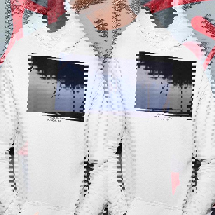 「犬神家の一族」逆さ足ショット パーカー 面白い贈り物