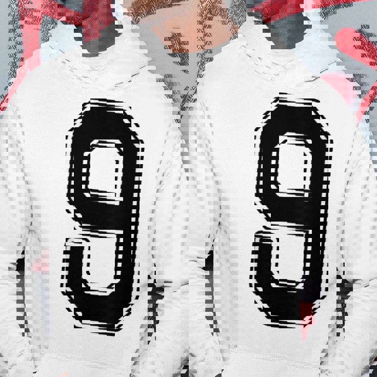 【バックプリント・背中側】9 数字 背番号 ユニフォーム ナンバー【ブラック／黒 の文字】スポーツ 練習着 部活 パーカー 面白い贈り物