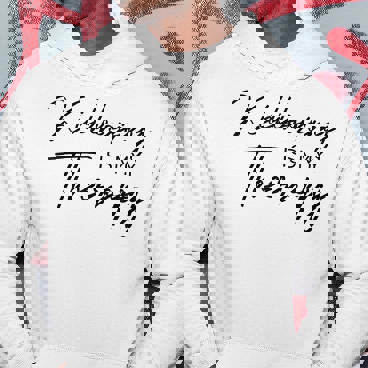 キックボクシングは私のセラピー パーカー 面白い贈り物