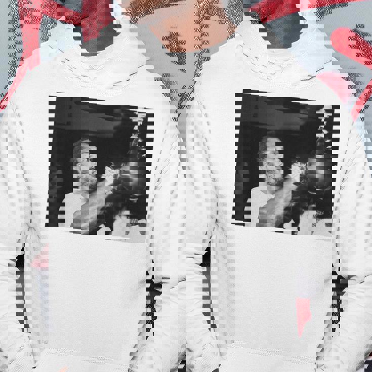 ジョー・フレイジャーが2度目のムハンマド・アリボクシングファイトに備える パーカー 面白い贈り物