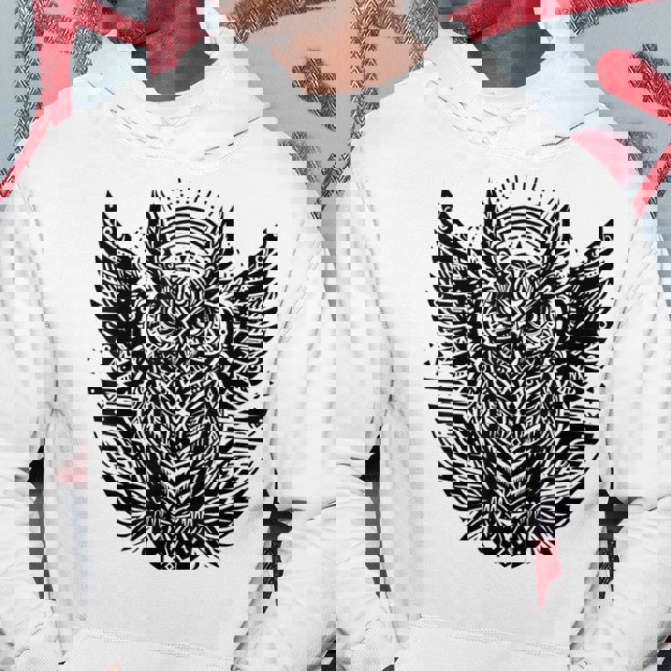 トライバル グレートフクロウ トーテム タトゥー 幾何学模様 パーカー 面白い贈り物