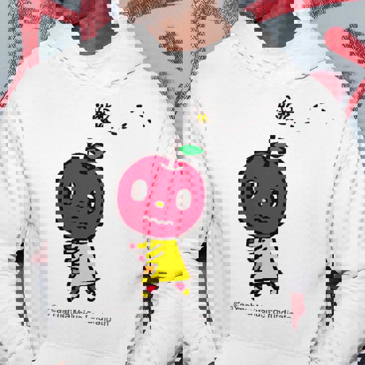 ハチさんとおにごっこ パーカー 面白い贈り物