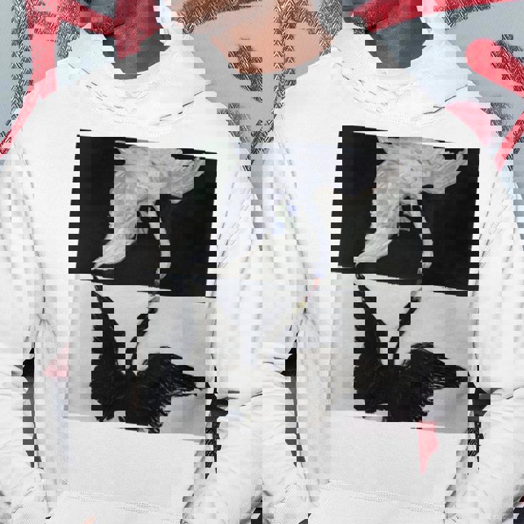 ヒルマ・アフ・クリント作 白鳥 第1号 長袖tシャツ パーカー 面白い贈り物