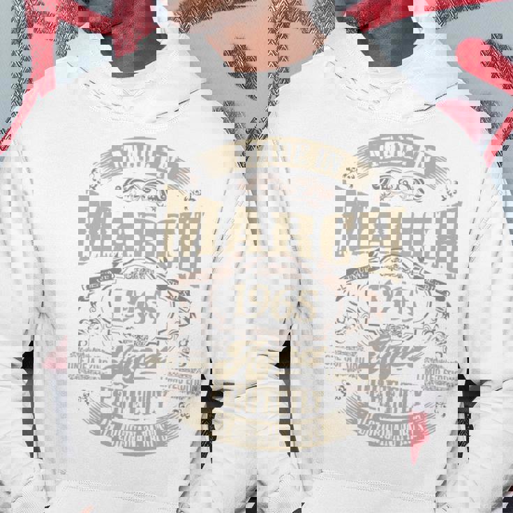 ヴィンテージ還暦祝い 1965年3月生まれ 60歳 長袖tシャツ パーカー 面白い贈り物