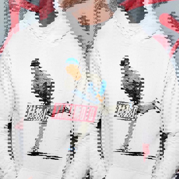 山本由伸 パーカー 面白い贈り物