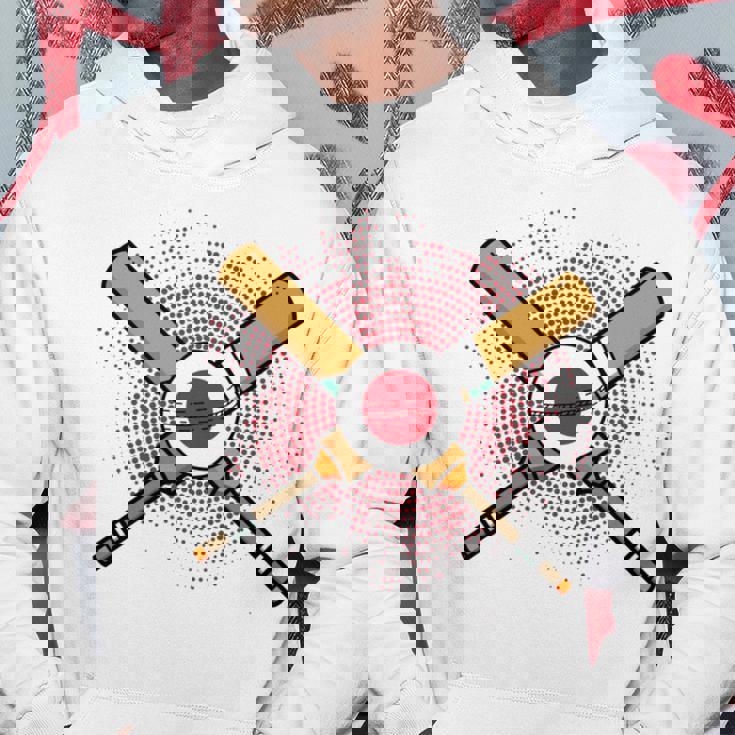 日本のクリケットラケットとボールの旗 長袖tシャツ パーカー 面白い贈り物