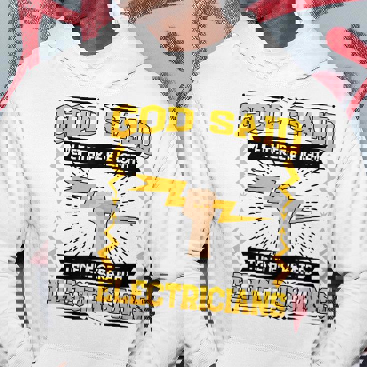 神は「光あれ」と言われてから、電気技師を創られた パーカー 面白い贈り物