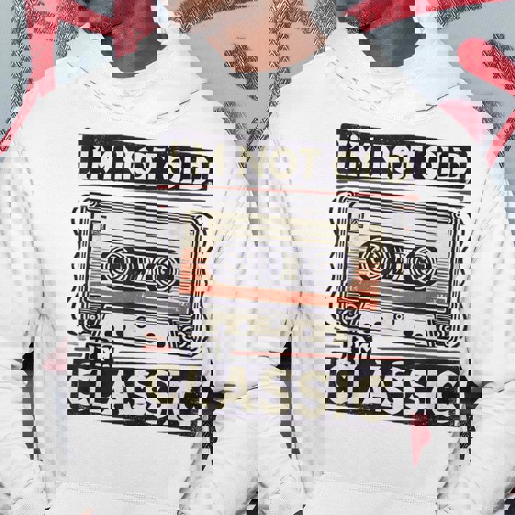 私は老けていない 私はクラシック 面白いレトロ テクニック パーカー 面白い贈り物