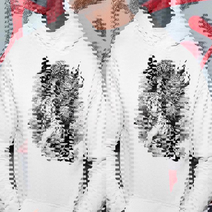 竜虎 墨絵 バックプリント パーカー 面白い贈り物