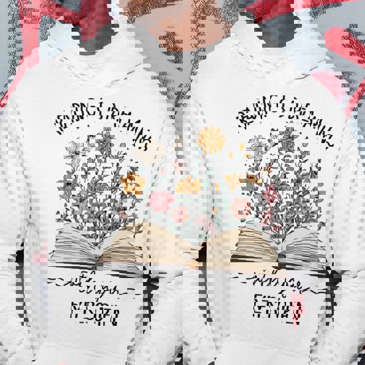 読書は目で見る夢を見る本好き読者 長袖tシャツ パーカー 面白い贈り物