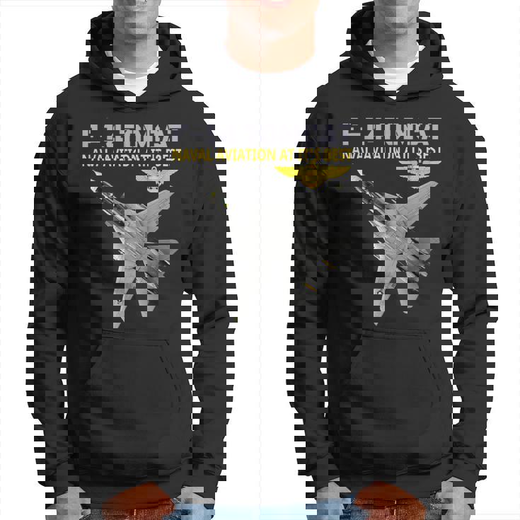 F-14 Tomcatが動作しています。最高の海軍航空。 パーカー