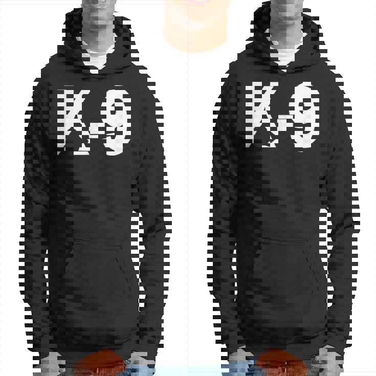 K9 ジャーマンシェパード ロゴデザイン K-9 退役軍人の日 パーカー