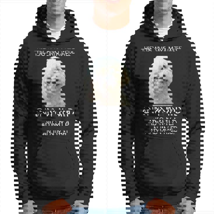 Maltese Puppy Is On My Mind 面白い犬のオーナーデザイン パーカー