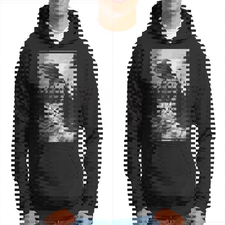 Ufo と面白い猫のセルフィー パーカー