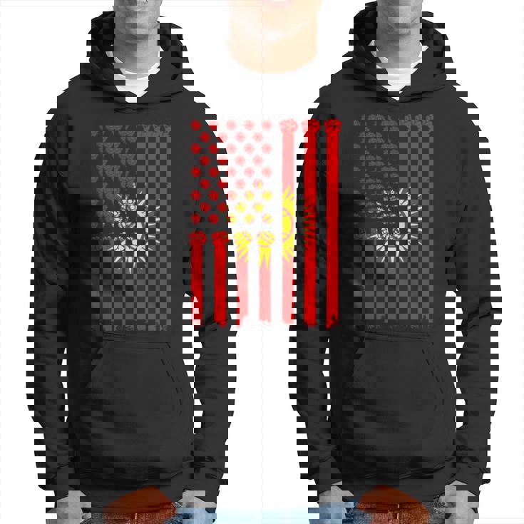 キルギス アメリカ 手拳 キルギス ルーツ アメリカ キルギス 国旗 パーカー