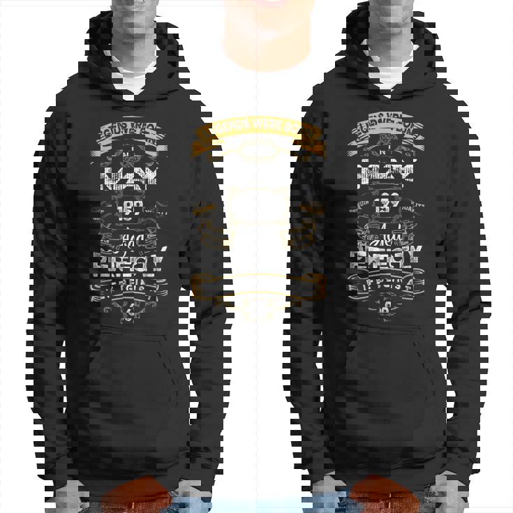 ヴィンテージ66歳の誕生日レジェンドは1959年5月に誕生しました。 パーカー