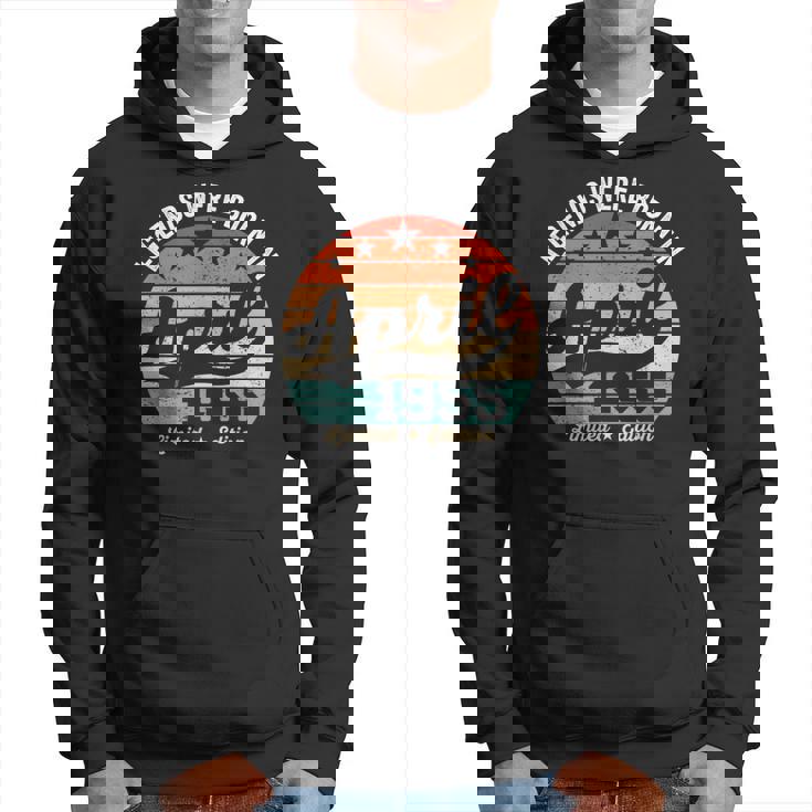 ヴィンテージ70歳の誕生日の伝説は1955年4月に誕生しました。 パーカー