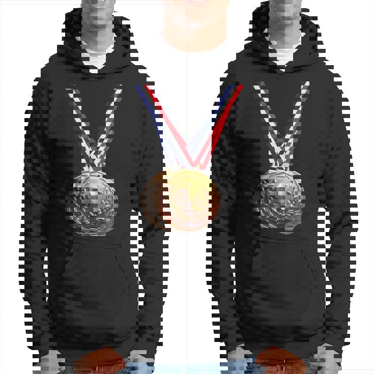 優勝者の学校チームとチャンピオンのための金メダル。 パーカー