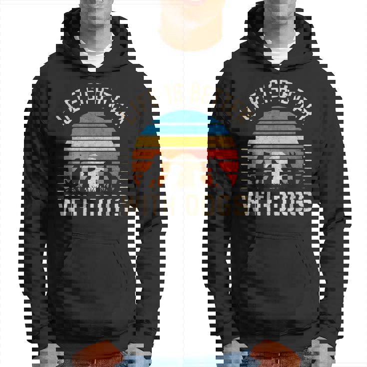 犬と一緒に暮らすのは パーカー