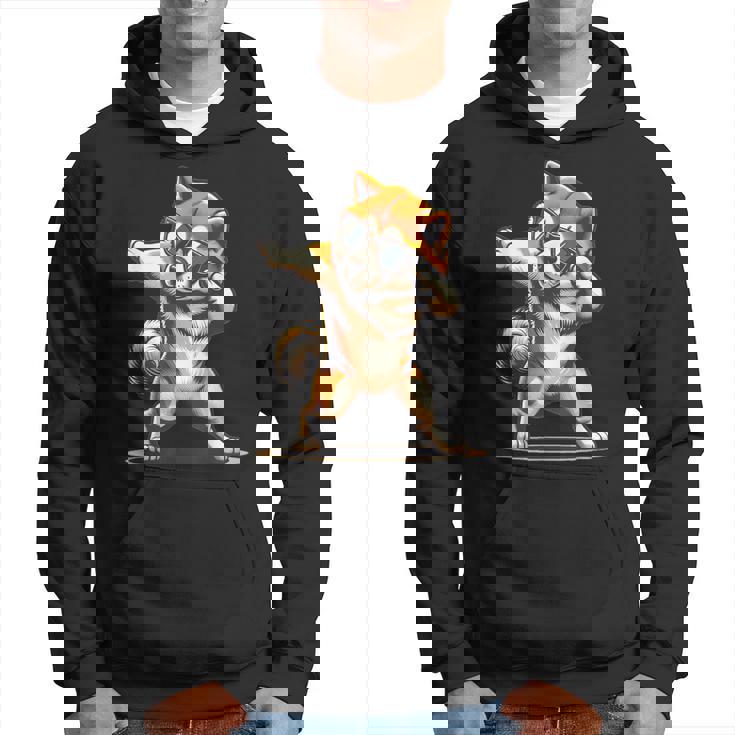 軽く叩く秋田犬 踊る軽く叩く犬 パーカー