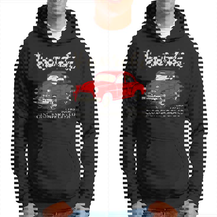 還暦祝い 車好き 父 男性 レトロ クラシックカー60歳 Classic Never Gets Old パーカー