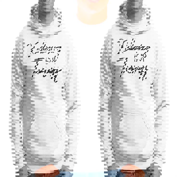 キックボクシングは私のセラピー パーカー