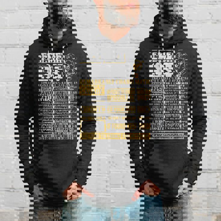 1965年 12月座 誕生日ギフト Born 12月agitarius パーカー 彼への贈り物