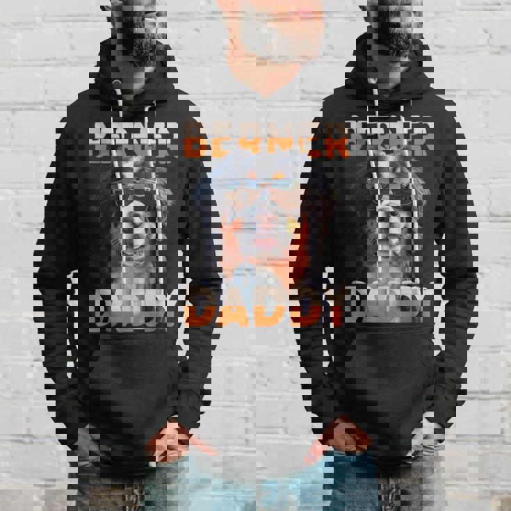 Berner Daddyバーニーズマウンテンドッグ お父さん 犬 お父さん 父の日 バーニーズ お父さん パーカー 彼への贈り物