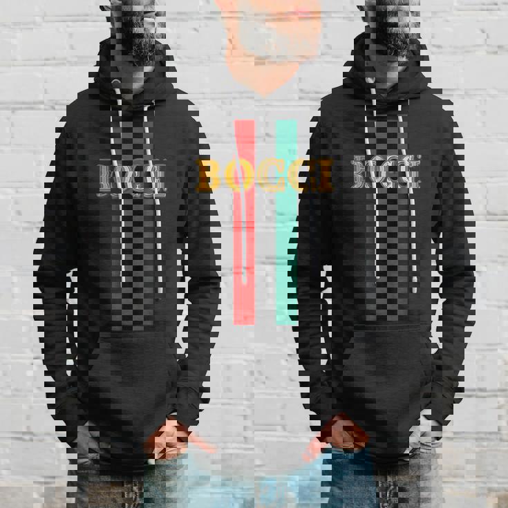 Bocci ぼっち《フェイクゴールド ロゴ》緑 赤 ライン【変なデザイン屋さん】陰キャ オタク ブランド パロディ 面白 パーカー 彼への贈り物