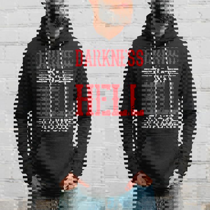 Darkness Is A Hell Of A Coach やる気を引き出す考え方 パーカー 彼への贈り物