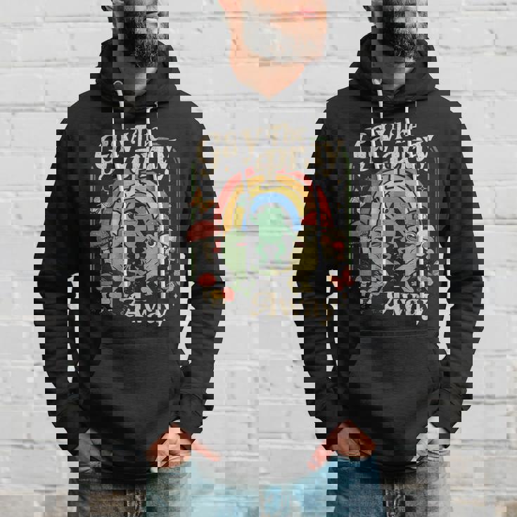 Gay The Pray Away レインボー 面白い ミーム カエル Lgbt プライド Lgbtq パーカー 彼への贈り物