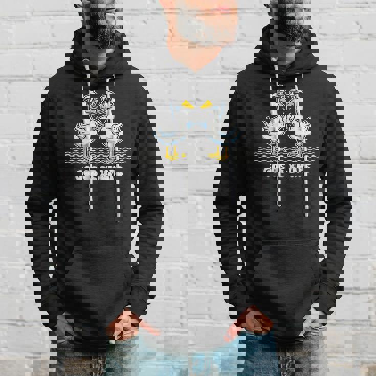 Goose Bumps ユーモラスなことわざ ガチョウの愚かな拳バンプ しゃれ パーカー 彼への贈り物